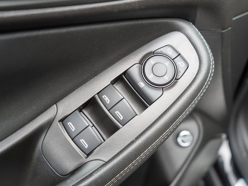 Used 2023 Buick Encore GX Select w/ Sport Touring Package image 17