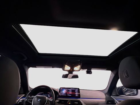 Used 2022 BMW 530i 530i w/ Premium Package image 17