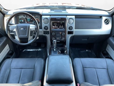 Used 2014 Ford F150 Platinum image 10