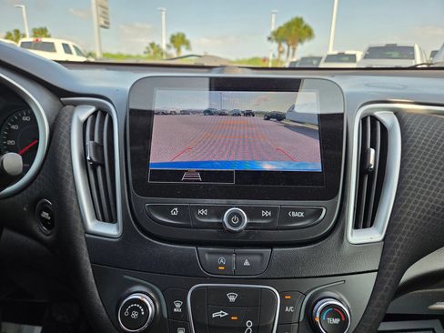 Used 2023 Chevrolet Malibu LS FWD image 37