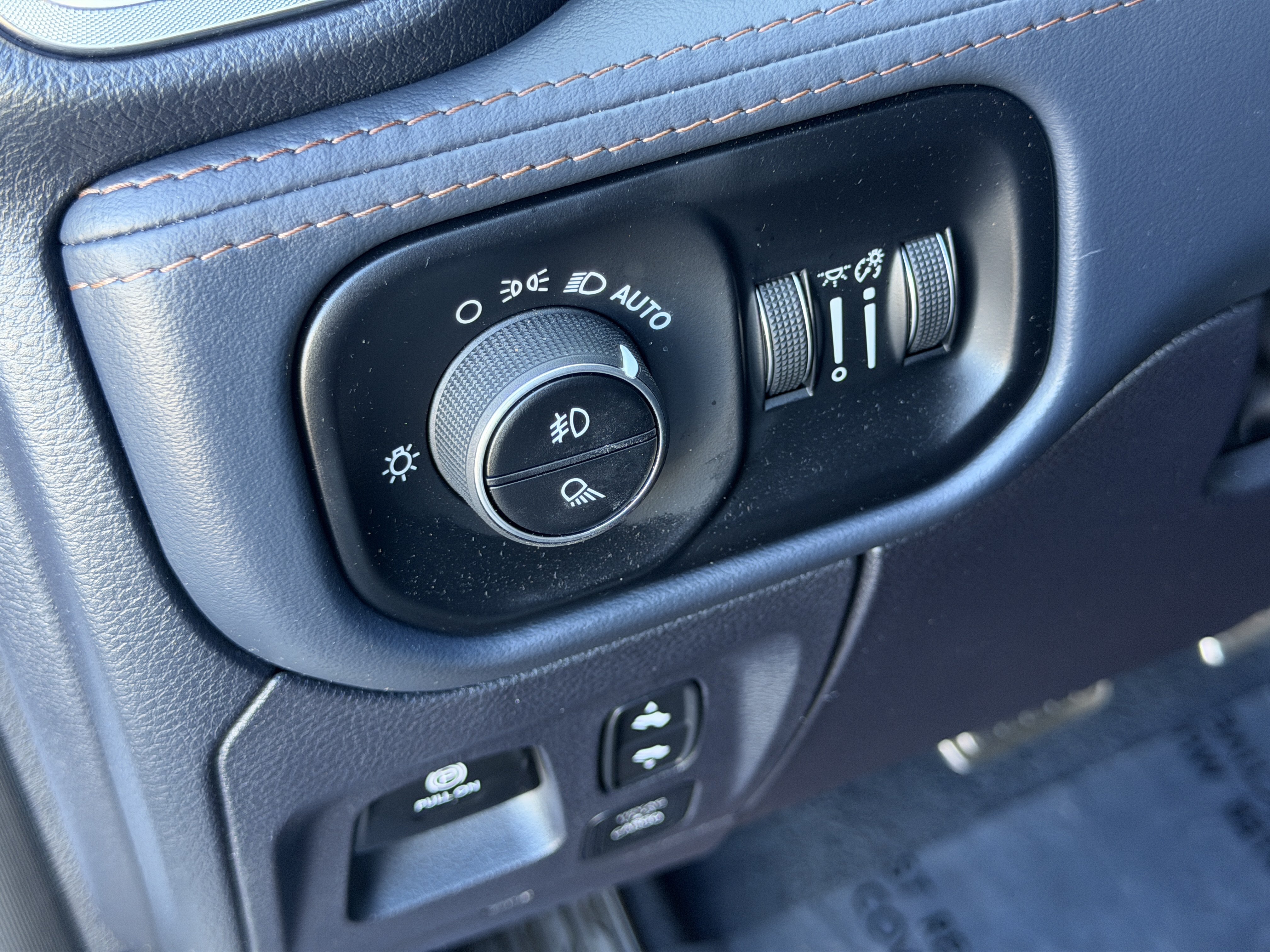 Used 2025 RAM 1500 Tungsten w/ Bed Utility Group AWD/4WD image 29
