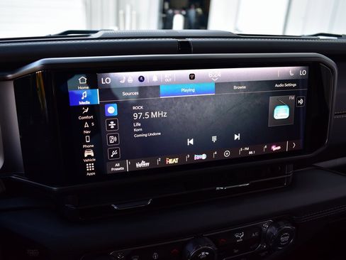 New 2025 Jeep Wrangler Sahara image 49