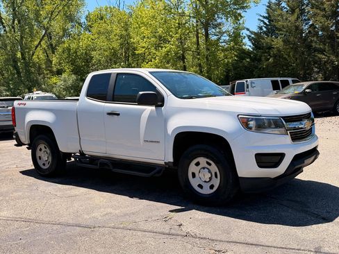 Used 2016 Chevrolet Colorado W/T w/ WT Convenience Package AWD/4WD image 10