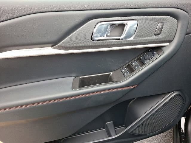 New 2026 Ford Explorer ST-Line AWD/4WD image 7