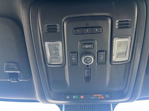 Certified 2023 Chevrolet Suburban Premier image 13