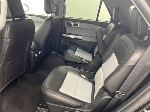 Used 2023 Ford Explorer XLT w/ Equipment Group 202A image 11