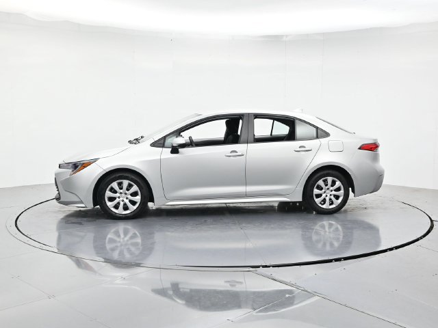 Used 2024 Toyota Corolla LE FWD image 6