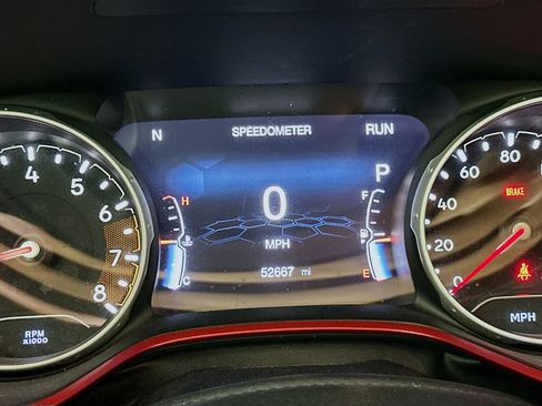 Used 2018 Jeep Compass Trailhawk w/ Leather Interior Group image 19