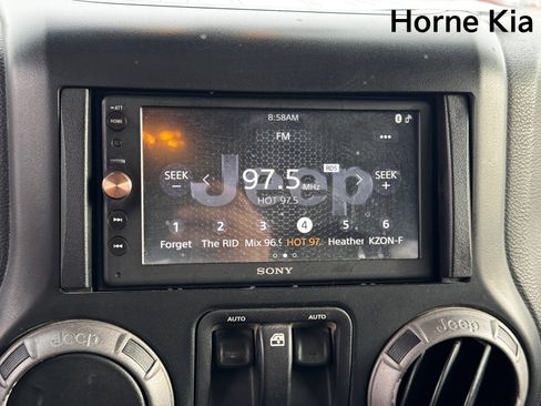 Used 2017 Jeep Wrangler Sport w/ Quick Order Package 24S image 20