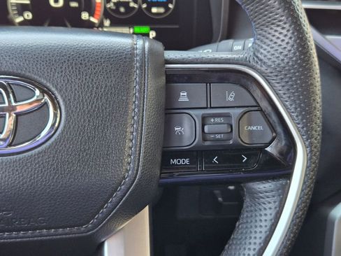 Used 2024 Toyota Sequoia Platinum AWD/4WD image 23