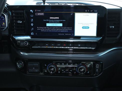 Used 2025 Chevrolet Silverado 1500 LT image 19