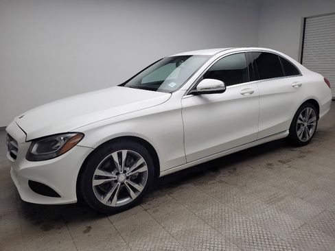 Used 2015 Mercedes-Benz C 300 4MATIC Sedan image 2