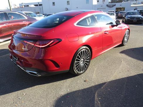 Used 2024 Mercedes-Benz CLE 450 4MATIC Coupe image 4