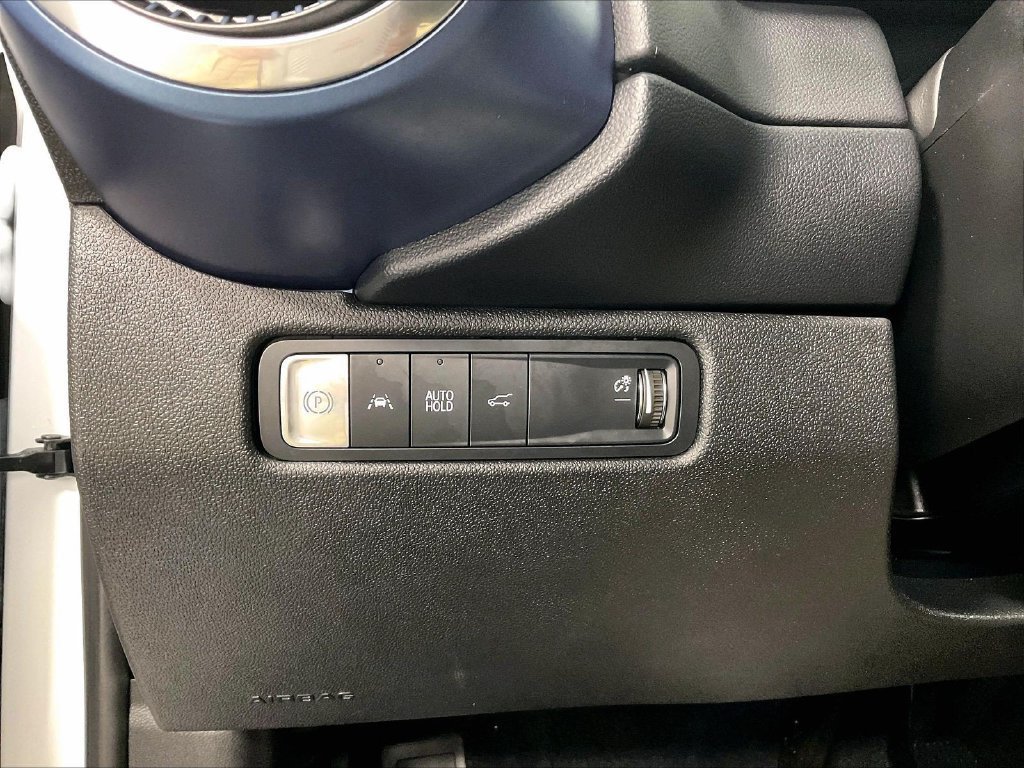 Used 2024 Chevrolet Equinox EV LT w/ LPO, Active Package FWD image 26