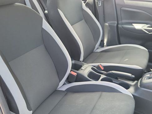 Used 2025 Nissan Versa S w/ Trunk Package FWD image 20