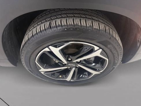 Used 2023 Chevrolet TrailBlazer RS w/ Sun and Liftgate Package image 8