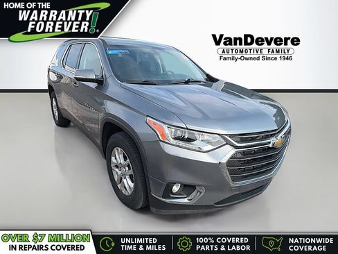 Used 2020 Chevrolet Traverse LT FWD image 1