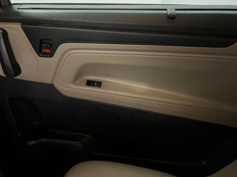 Used 2021 Honda Odyssey EX-L image 19