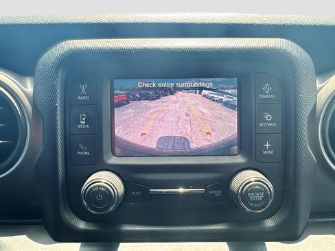 Used 2021 Jeep Wrangler Unlimited Sport AWD/4WD image 15