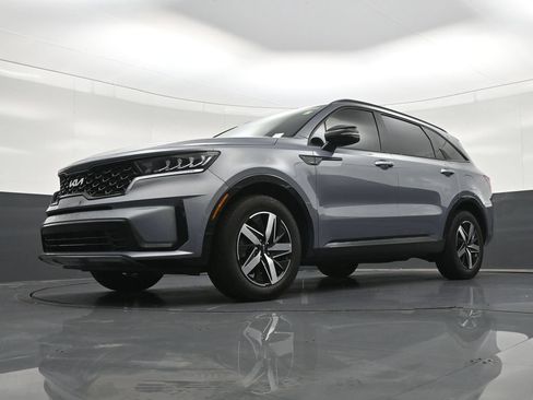 Used 2023 Kia Sorento S FWD image 25