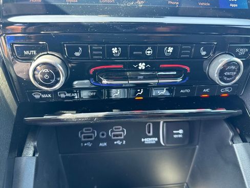 Used 2023 Jeep Grand Cherokee Summit image 23