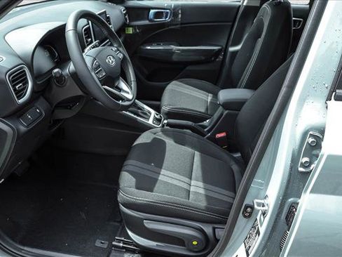 New 2026 Hyundai Venue SEL FWD image 11