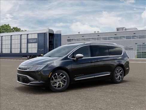 New 2027 Chrysler Pacifica Pinnacle w/ Theater Group AWD/4WD image 2
