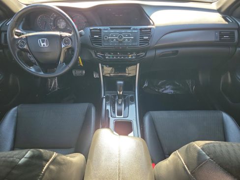 Used 2017 Honda Accord Sport image 14