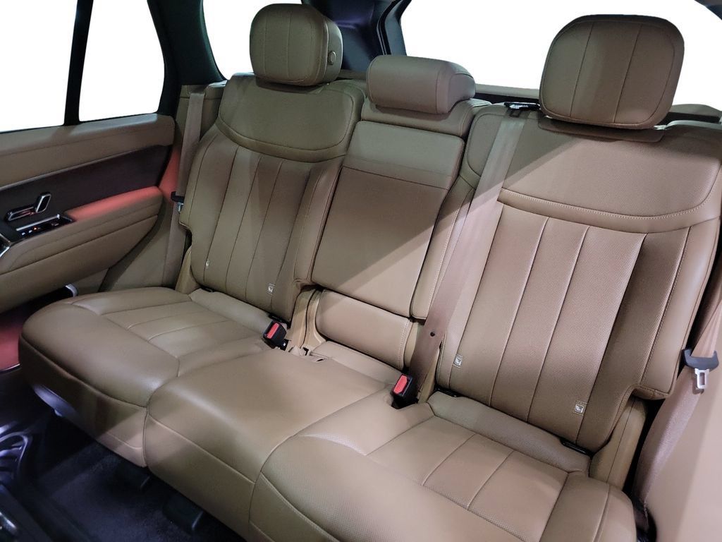 Used 2023 Land Rover Range Rover SE AWD/4WD image 22