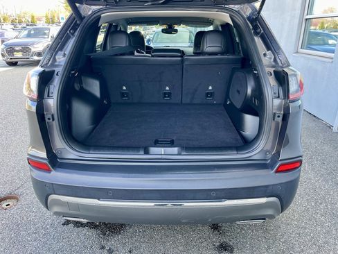 Used 2019 Jeep Cherokee Limited AWD/4WD image 35