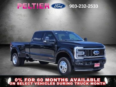 New 2025 Ford F450 Platinum w/ FX4 Off-Road Package