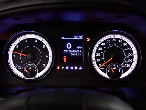 Used 2022 RAM 1500 Warlock AWD/4WD image 16