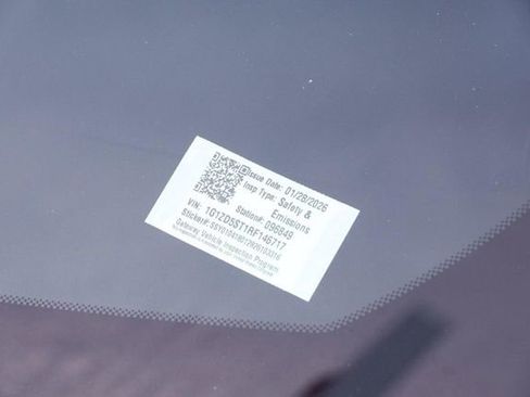 Used 2024 Chevrolet Malibu LT image 28