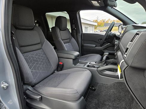 New 2026 Nissan Frontier SV w/ SV Convenience Package image 12