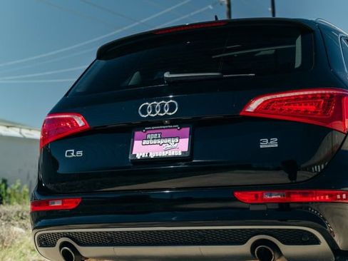 Used 2011 Audi Q5 3.2 Premium Plus w/ Audi MMI Navigation Plus Pkg image 28