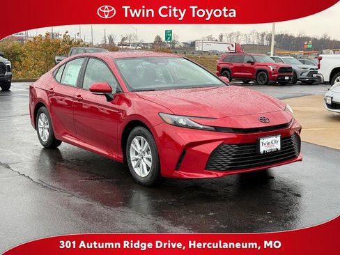 New 2026 Toyota Camry LE image 1