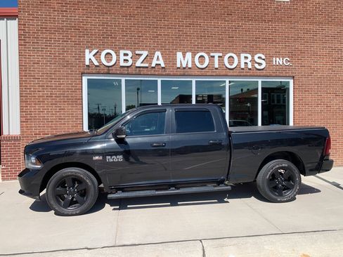 Used 2017 RAM 1500 Sport AWD/4WD image 3