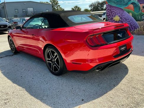 Used 2018 Ford Mustang Premium image 3