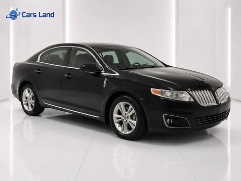 Used 2011 Lincoln MKS FWD image 2