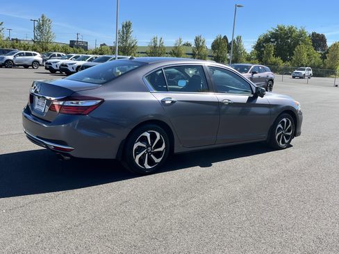 Used 2016 Honda Accord EX-L image 4