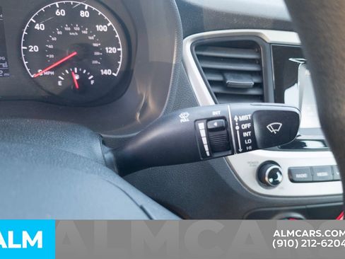 Used 2021 Hyundai Accent SE image 15