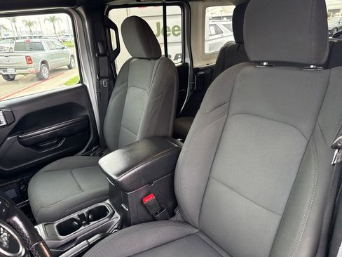 Used 2020 Jeep Wrangler Unlimited Sport S image 18