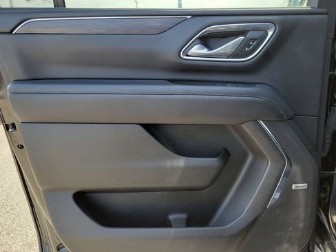 Used 2024 Chevrolet Suburban LT AWD/4WD image 10