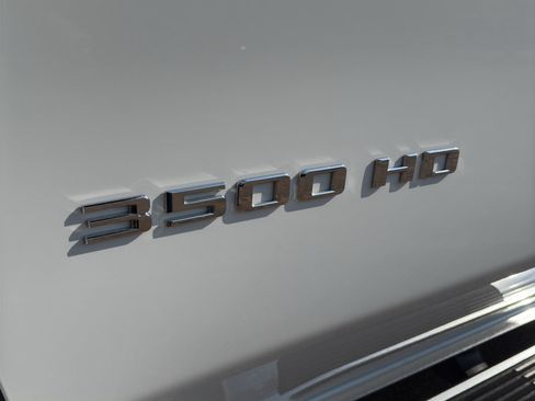 Used 2020 Chevrolet Silverado 3500 High Country AWD/4WD image 29