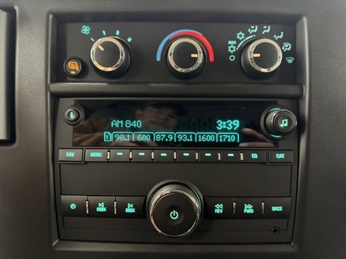 New 2025 Chevrolet Express 2500 Work Van w/ Driver Convenience Package image 15