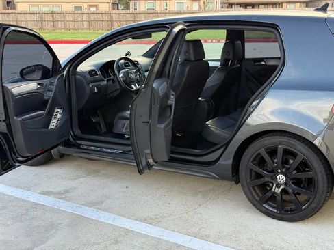 Used 2012 Volkswagen GTI 4-Door FWD image 10