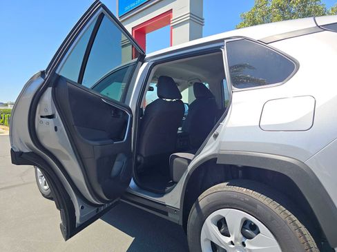 Certified 2025 Toyota RAV4 LE FWD image 17