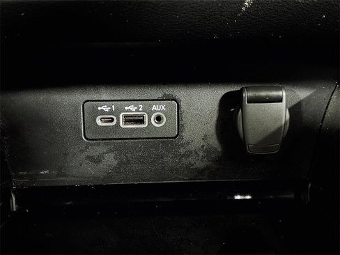 Used 2024 Nissan Altima 2.5 SV image 23