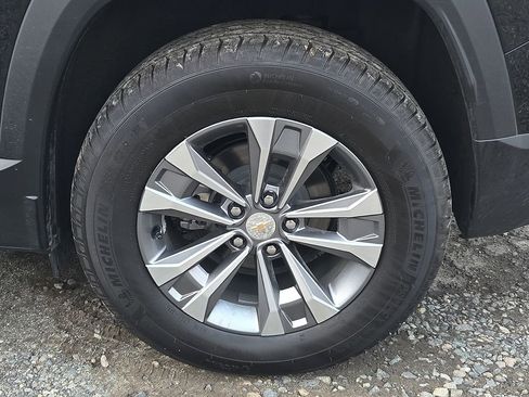 Used 2026 Chevrolet Equinox LT w/ Convenience Package II image 12