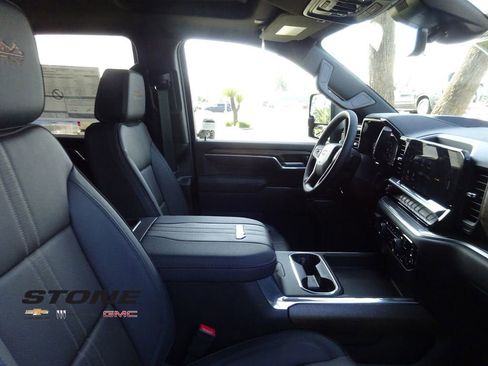 New 2026 Chevrolet Silverado 3500 High Country w/ High Country Premium Package image 17